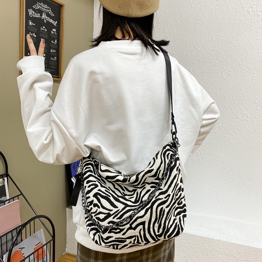 美品】ゼブラ柄 ショルダーバッグ 総ビーズ織り☆インポート