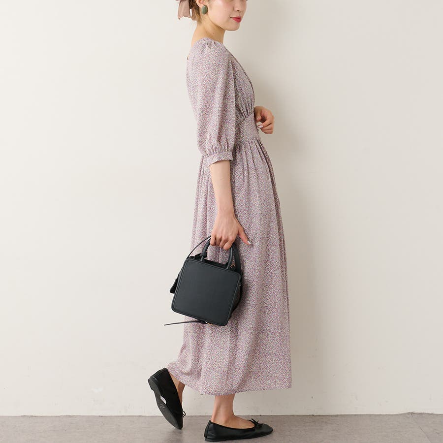 花柄vネックワンピ 品番 Nclw Nice Claup Outlet ナイスクラップ アウトレット のレディースファッション通販 Shoplist ショップリスト