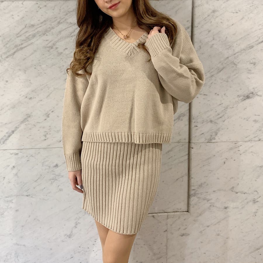Vネックニット&ニットミニスカート レディース セットアップ