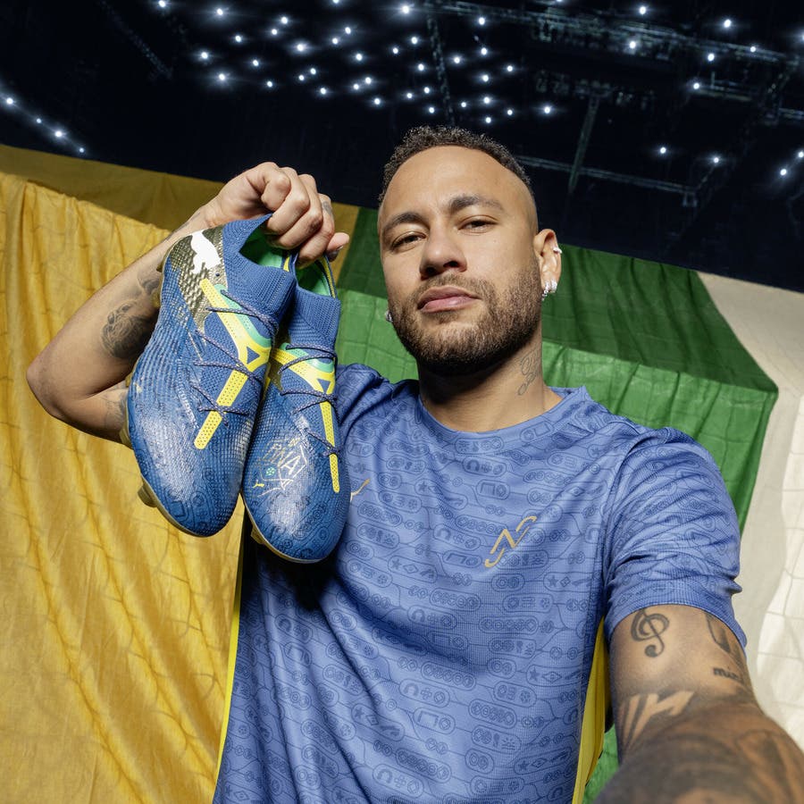 プーマ　フューチャー 7 アルティメット BNA FG/AG ネイマール 108079-01.JPG