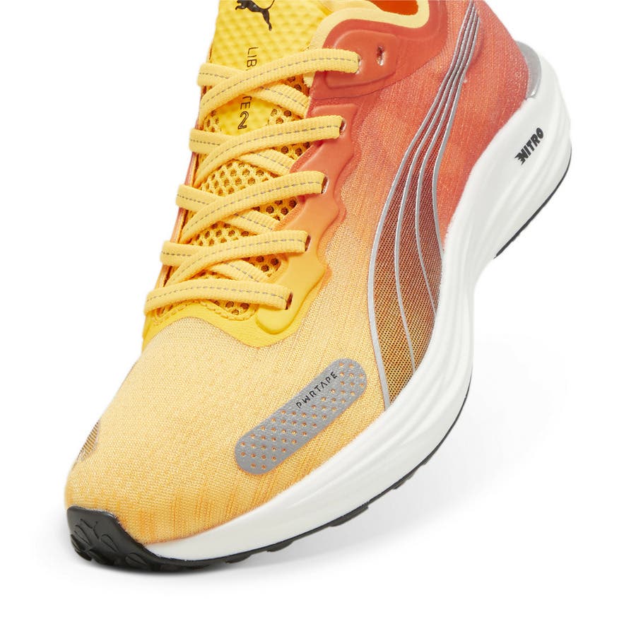 ウィメンズ リベレイト ニトロ 2 ランニングシューズ[品番