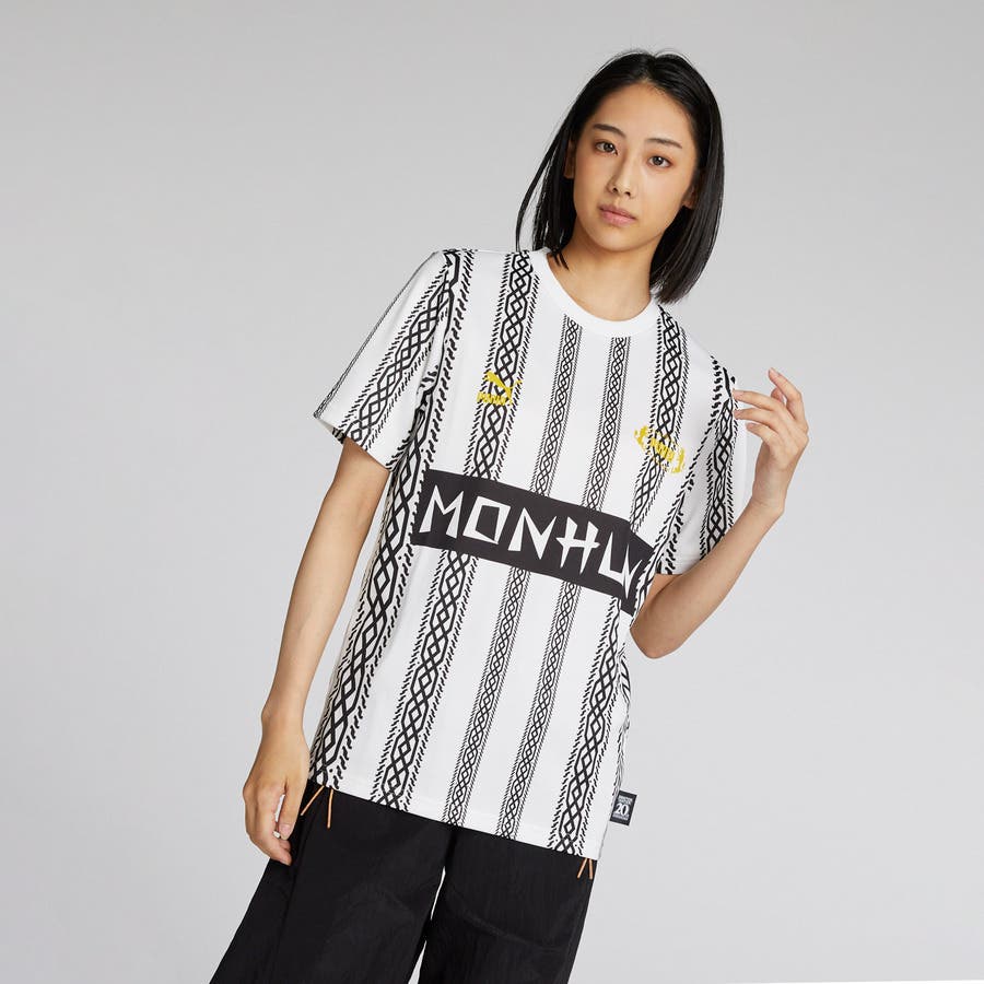 注目の福袋をピックアップ！ PUMA ユニセックス x T 半袖 フットボール モンスターハンター ウェア