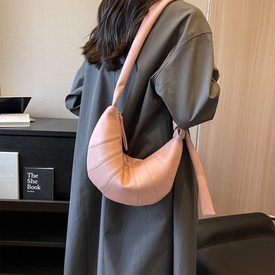 クロワッサン ソリッドカラー クロスボディバッグ 韓国