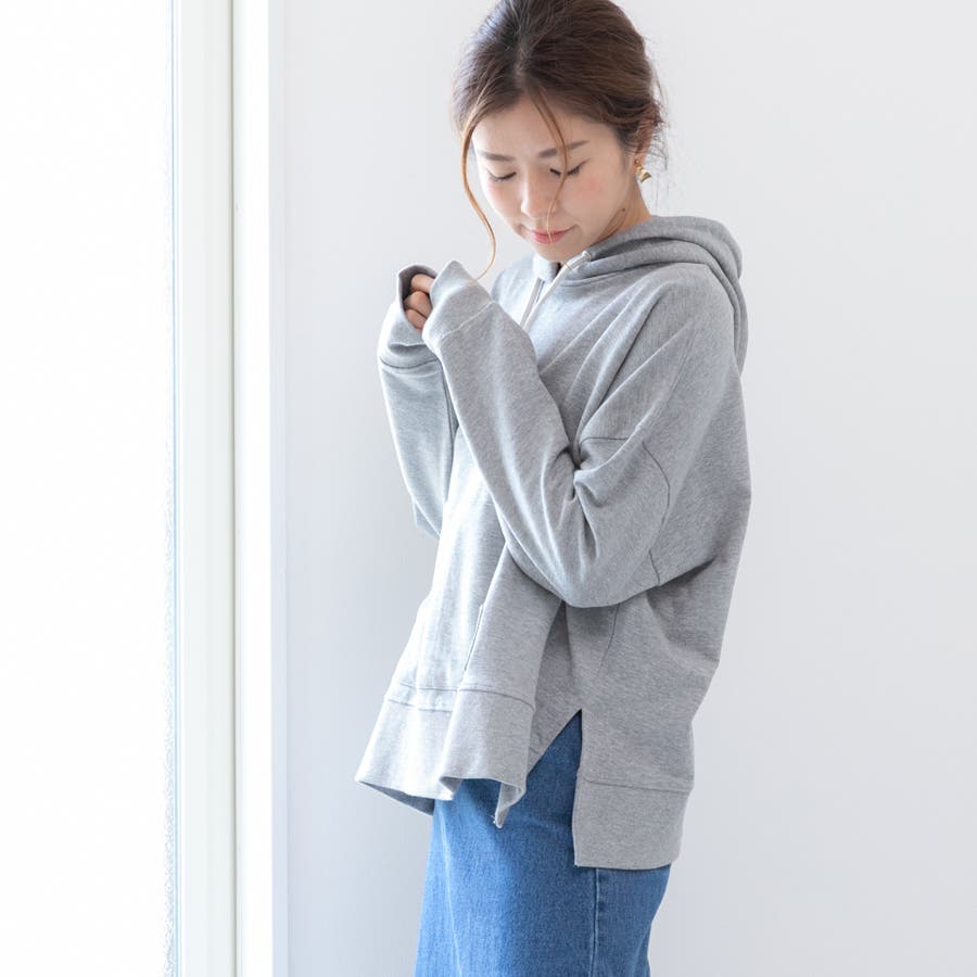 大きいサイズトップスパーカーフーディゆったりポケット付き