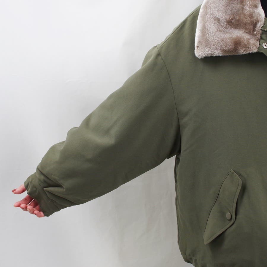 ミリタリージャケット中綿冬大きめゆったりボア衿オーバーサイズ