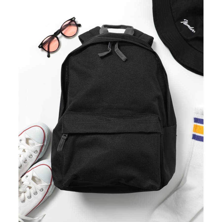 Simple black online backpack