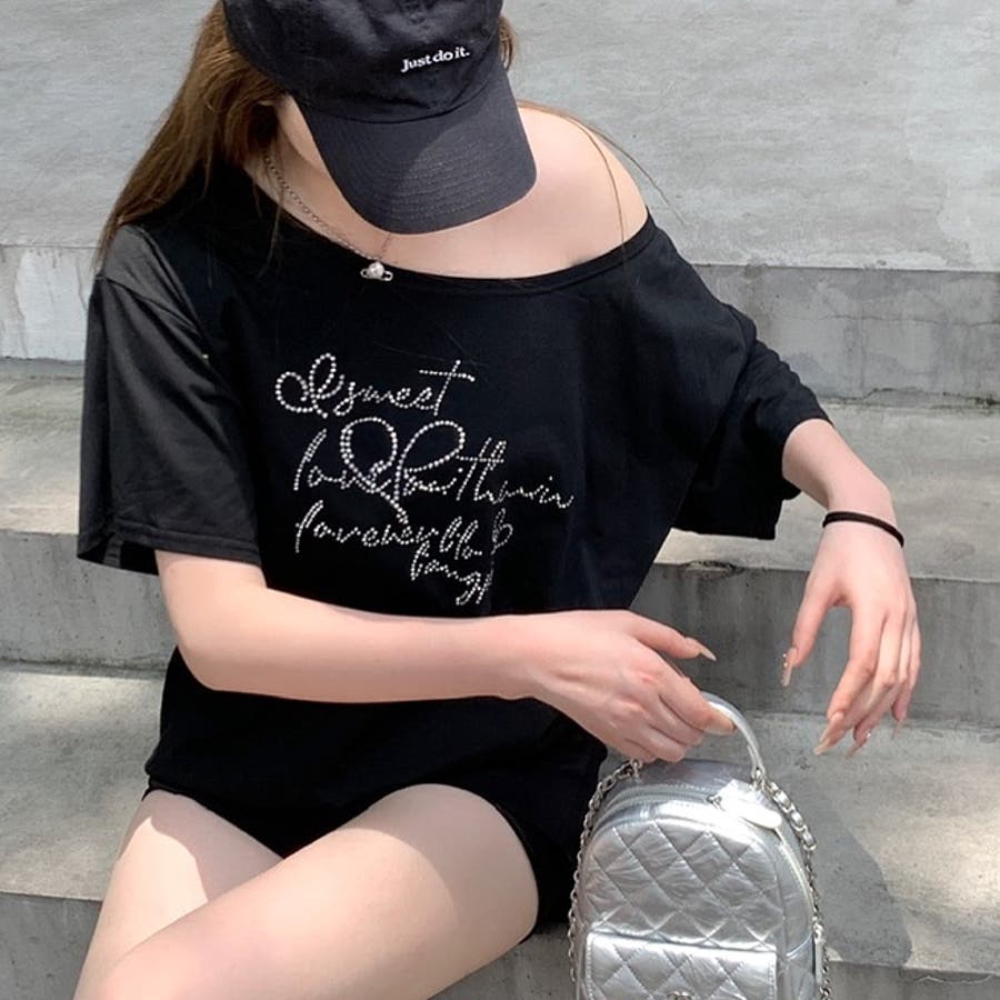 キラキラストーンロゴワイドネックTシャツ[品番：SHNW0012465