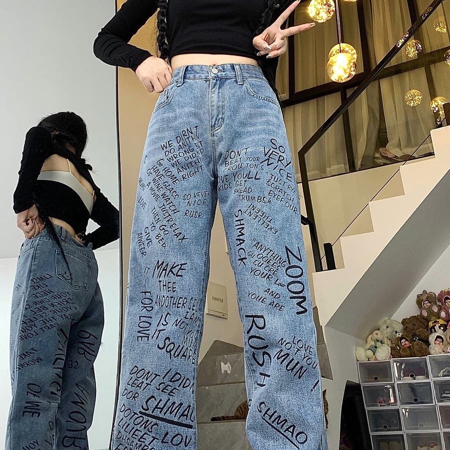 CHANEL ロゴプリント デニムパンツ34 クロップド丈　夏 CHANEL ロゴプリント デニムパンツ34 クロップド丈 夏