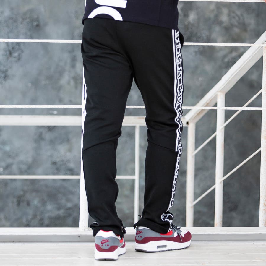 B06789 新品 1piu1uguale3 トラックパンツ：4 ブラック B06789 新品 1piu1uguale3 トラックパンツ：4 ブラック