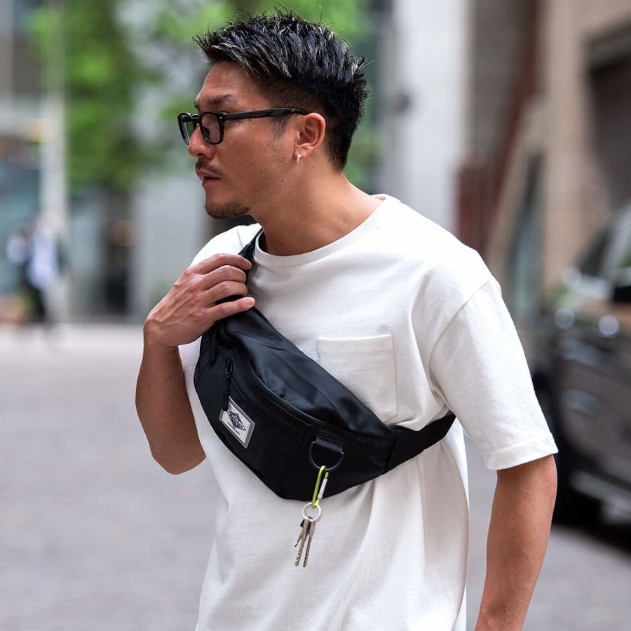 シルバー Classic Bow ボディバッグ ボディバッグ ショルダーバッグ