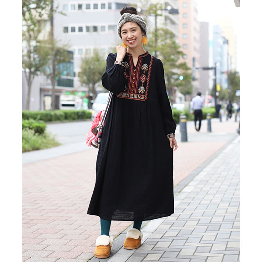トッカTOCCA総刺繍ワンピース❣️チェスティ、ロイスクレヨン