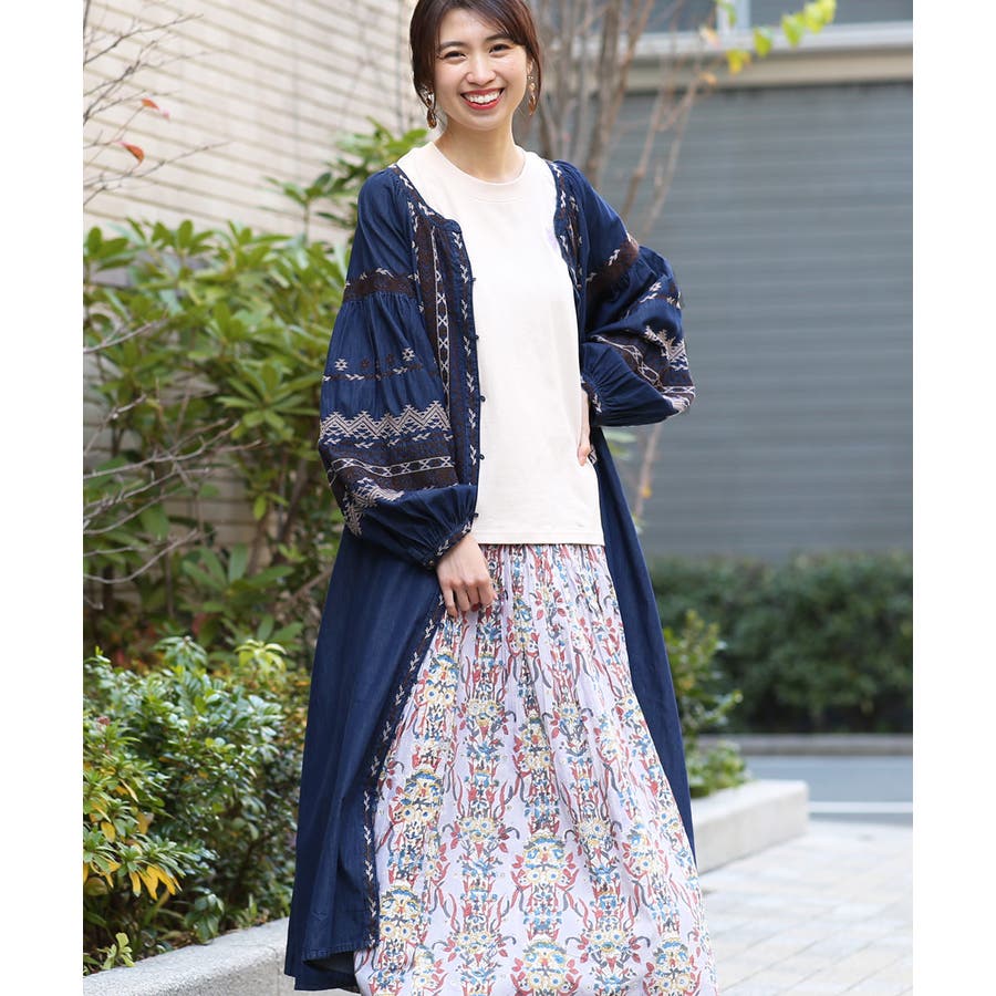 チチカカ（チチカカ）の「【大きいサイズ】グアテマラ刺繍デニム