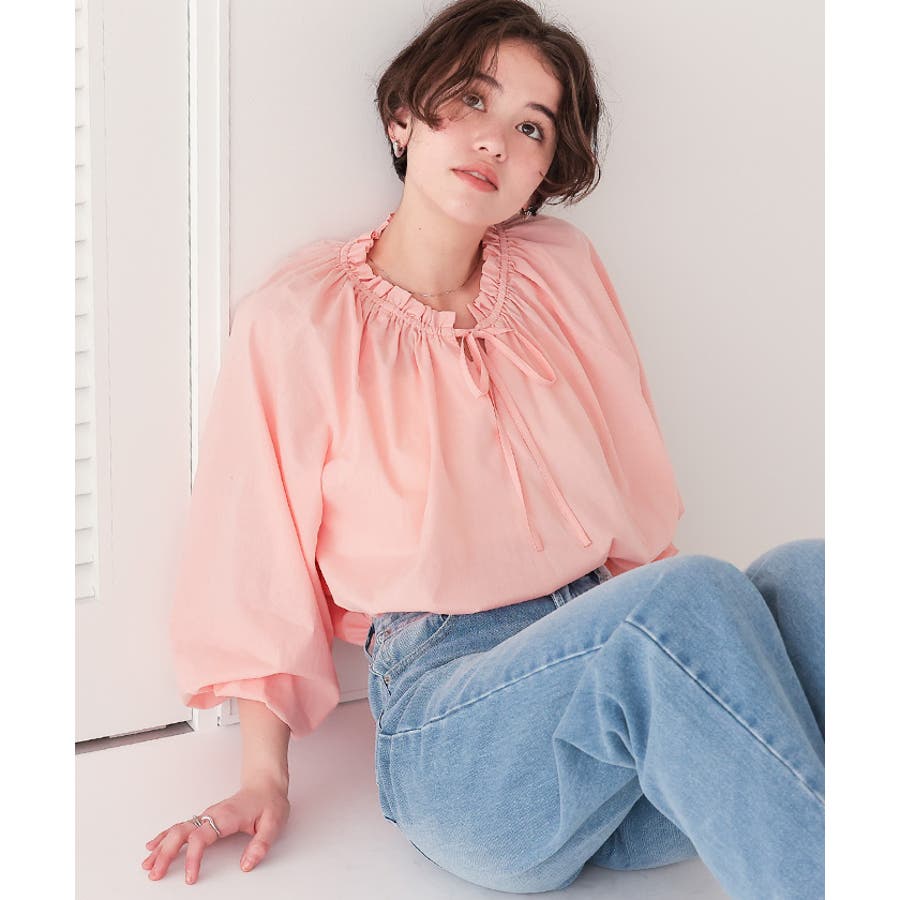 【12月スーパーSALE 15％OFF】 リボン付きAラインギャザーブラウス[品番：TV000014472 トップス