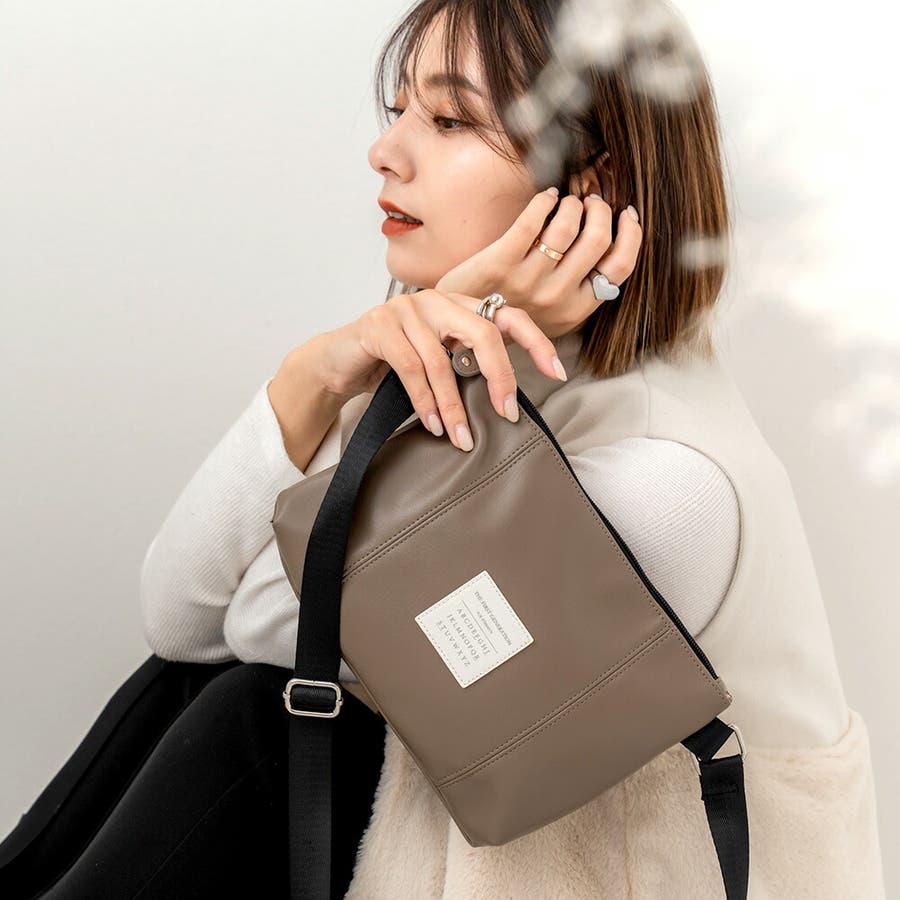 ショルダーバッグ レディース メンズ[品番：TOPW0000413