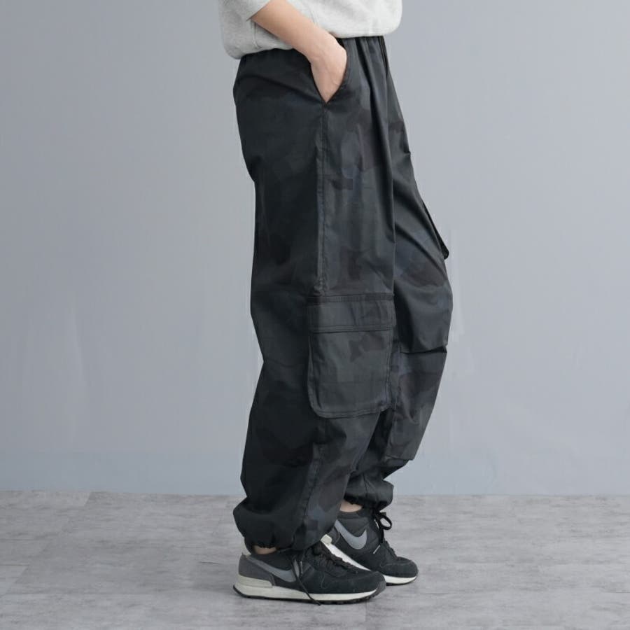 迷彩柄アシメポケット カーゴパラシュートパンツ カーゴパンツ [品番：TWPW0002029]｜Fetch（フェッチ）のレディースファッション通販｜SHOPLIST（ショップリスト）