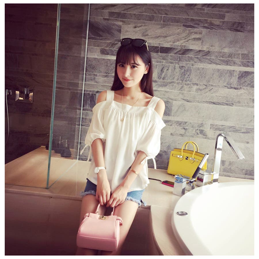 オフショルダー トップス 白[品番：VCTW0001774]｜VICTORIA