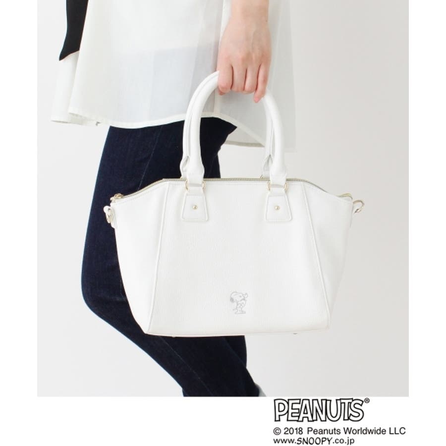 Peanutsコラボ スヌーピー刺繍入りボストンバッグ 品番 Wrdw Shoo La Rue のレディースファッション通販 Shoplist ショップリスト Peanutsコラボ スヌーピー刺繍入りボストンバッグ 品番 Wrdw Shoo La Rue のレディースファッション通販 Shoplist ショップリスト