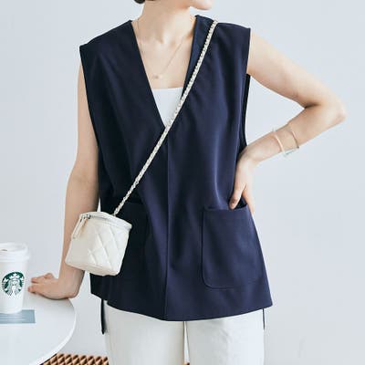 全方向ストレッチ深Vネックベスト 2サイズ トップス[品番：IK000007204]｜kirakiraShop  （キラキラショップ）のレディースファッション通販｜SHOPLIST（ショップリスト）