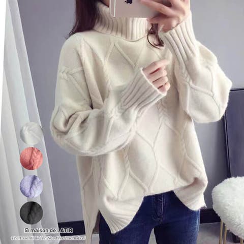 maison de LATIR（メゾン） | 上品さのあるサイドスリットタートルネックニット　冬　韓国　ストライプ編みデザイン　セーター　トップス　女性らしい　可愛い　ハイネック