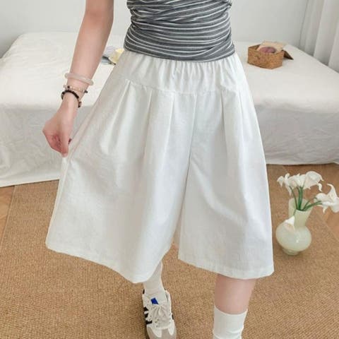 maison de LATIR（メゾン） | ふんわり広がって軽やかに履ける、大人カジュアルキュロット。バミューダパンツ　夏服　レディース イージーパンツ　ガウチョパンツ ワイドパンツ クロップドパンツ スカート見え ウエストゴム 韓国ファッション ナチュラル カジュアル 軽量 春 夏 秋 ネイビー ホワイト