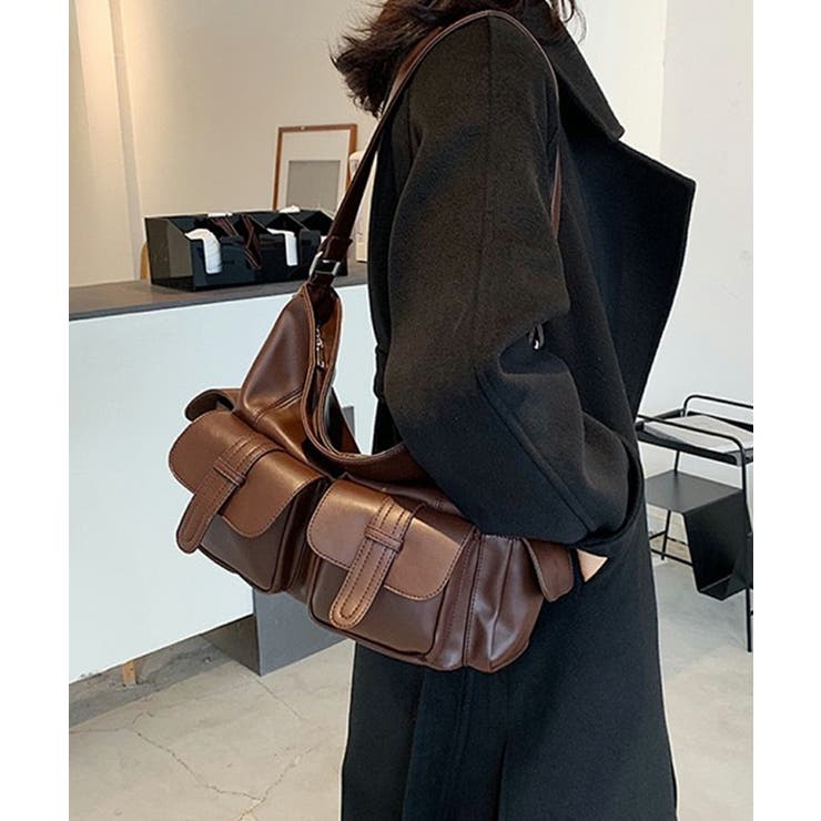 大容量4ポケットフラップフェイクレザーショルダーバッグ[品番