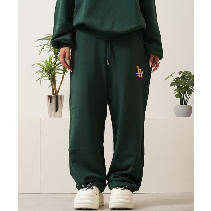 GREEN | LA ロゴ刺繍 スウェットパンツ | ONE 4 PREMIUM