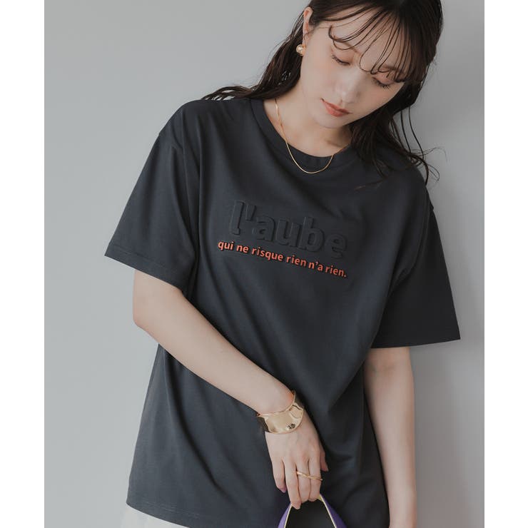 チャコールグレー | エンボス加工プリントTシャツ | 210nouve