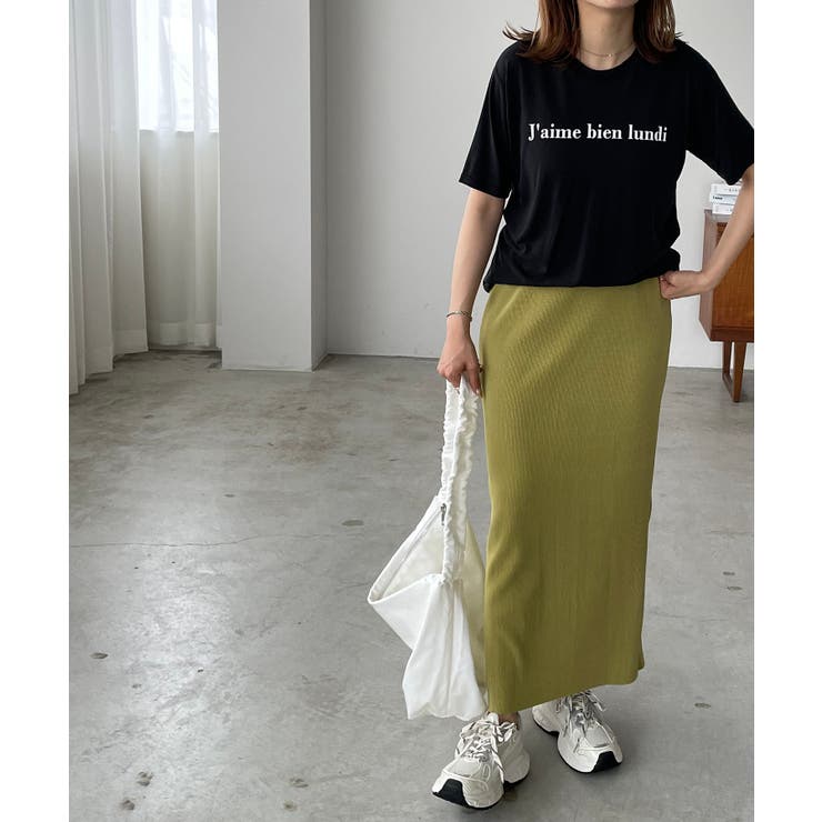 EVERYDAY I LIKE  Embroidery Jaime Tシャツ