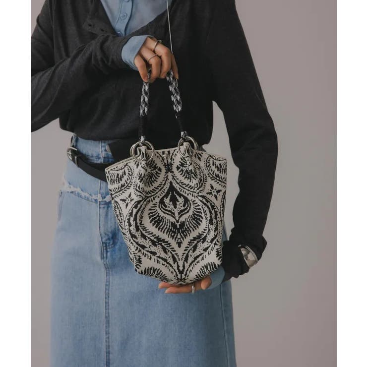 ホワイト | 【新色レオパードシリーズを追加！】コードストラップ 柄 ニット ハンドバッグ | 210nouve