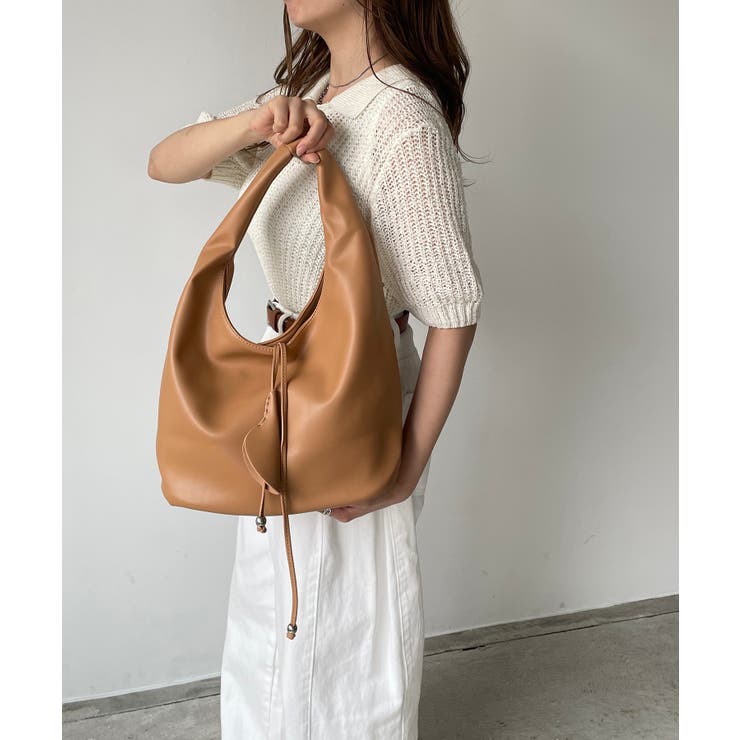 キャメル | ソフトフェイクレザーワンハンドルショルダーバッグ | 210nouve