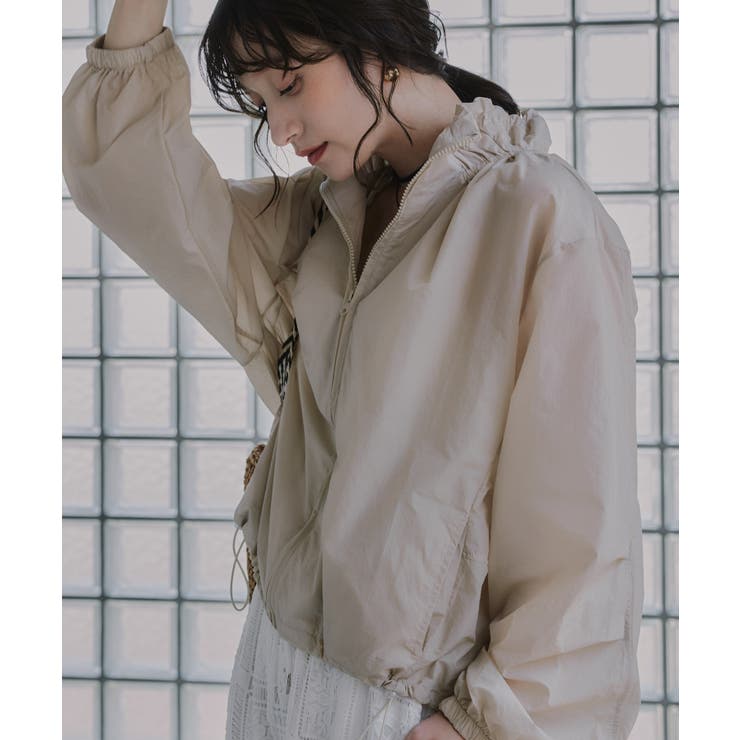 ベージュ | シアー ナイロン スタンド ギャザー ジャケット | 210nouve