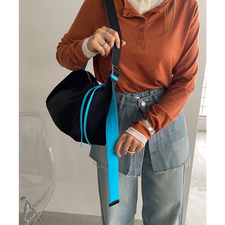 バイカラースクエアナイロンショルダーバッグ | 210nouve | 詳細画像15 