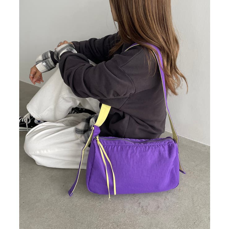 パープル | バイカラースクエアナイロンショルダーバッグ | 210nouve