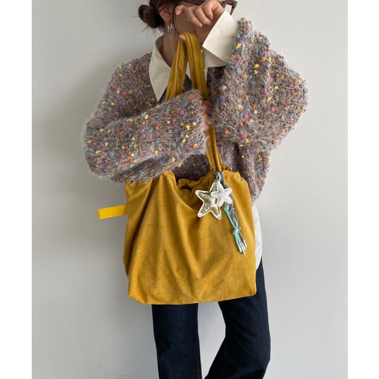 マスタード | 【チャーム付き】フェイクスエード ショルダーバッグ | 210nouve