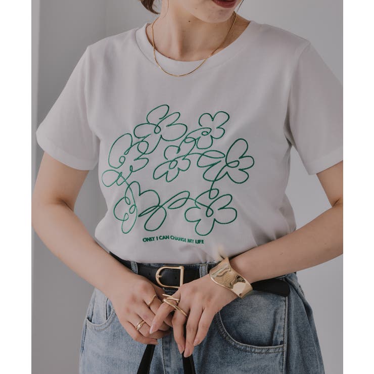 ホワイト | フラワー 刺繍 Tシャツ | 210nouve
