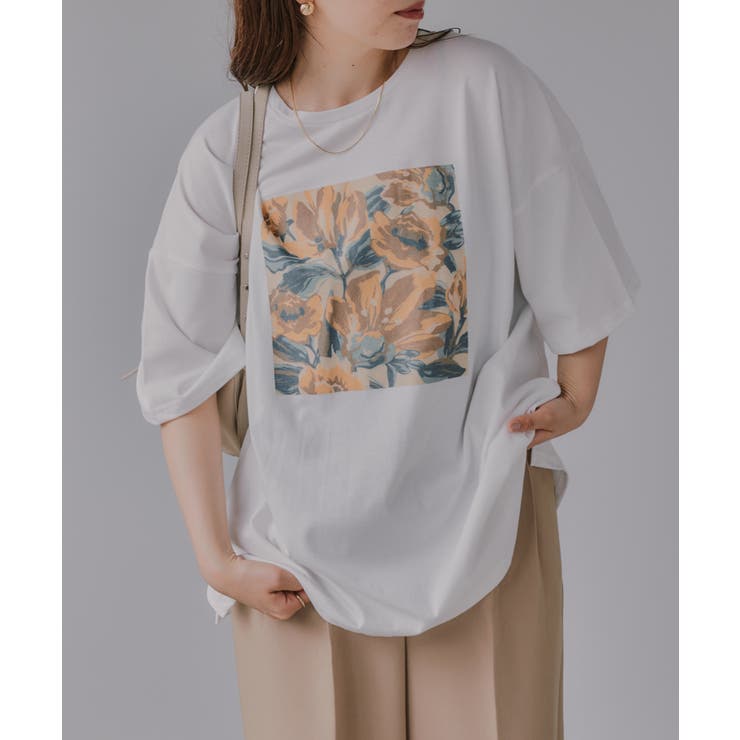 ホワイト | フワラー アート オーバーサイズ Tシャツ | 210nouve