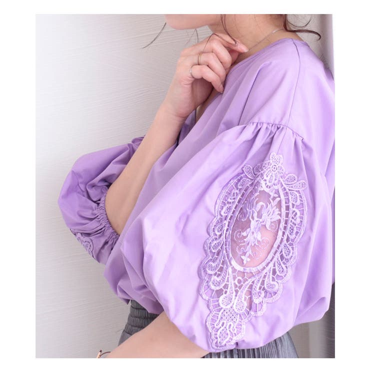 花刺繍レースのぽわん袖トップス ブラック ブラウス[品番