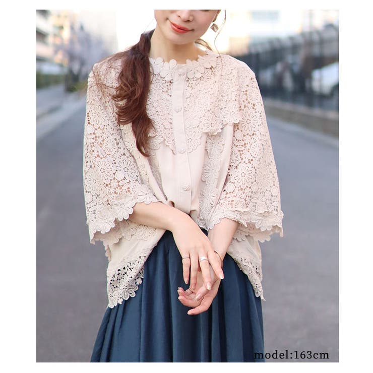 華やかなデコルテ花刺繍トップス【3月24日8時販売新作】