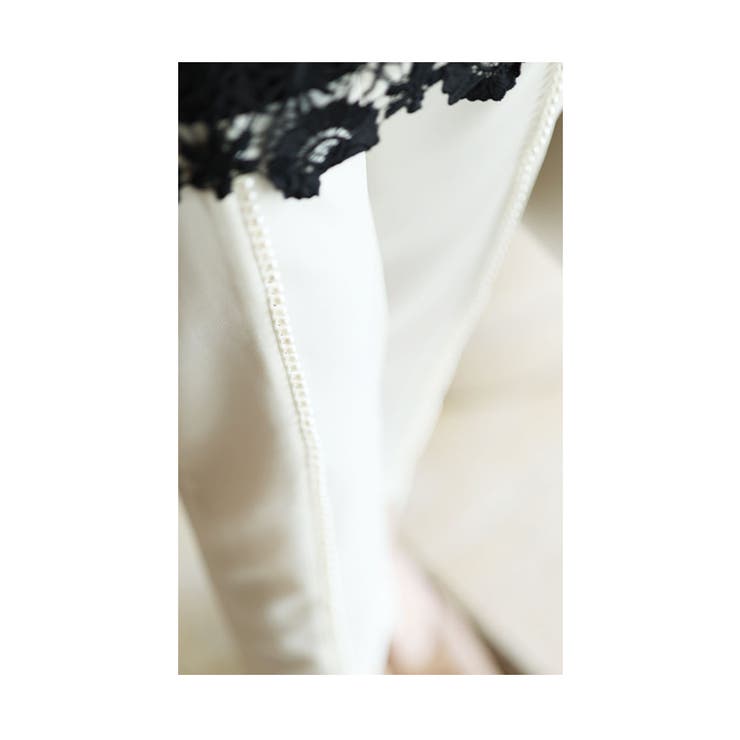 パールが連なる美脚見せテーパードパンツ【5月3日20時販売新作】