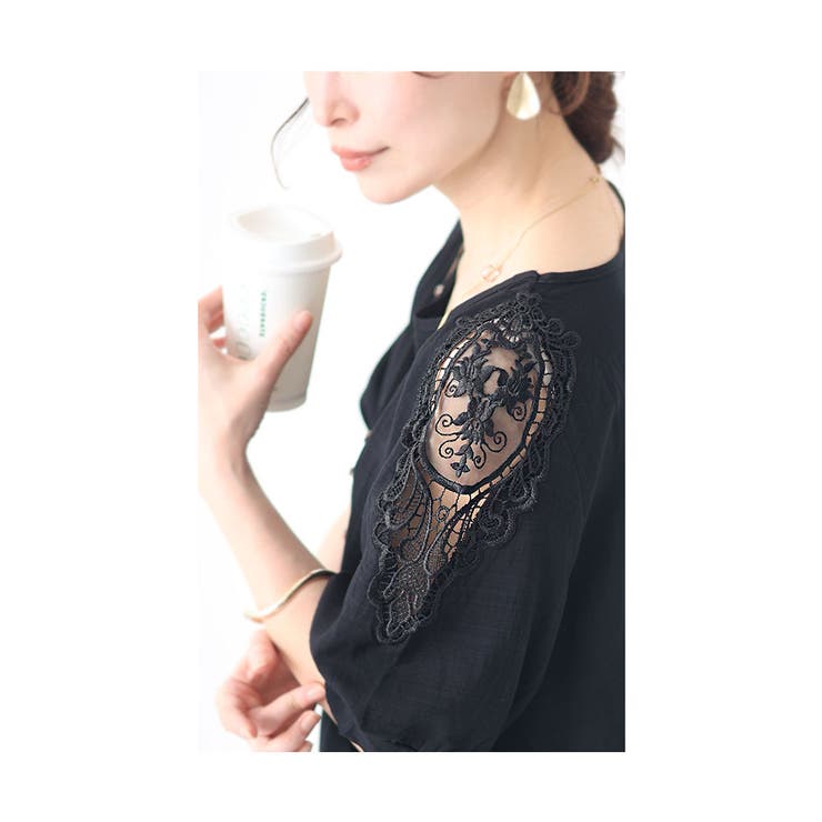 袖を彩る刺繍レースのフレアチュニック【4月6日20時販売新作】