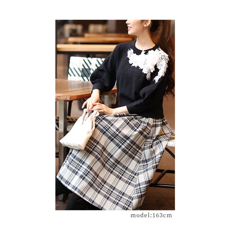 ぽわんとした袖がかわいいスウェット＆ビッグチェック柄のニット