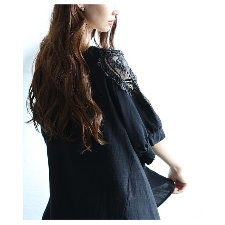 袖を彩る刺繍レースの軽やかフレアチュニック レディース ファッション | Sawa a la mode | 詳細画像9 
