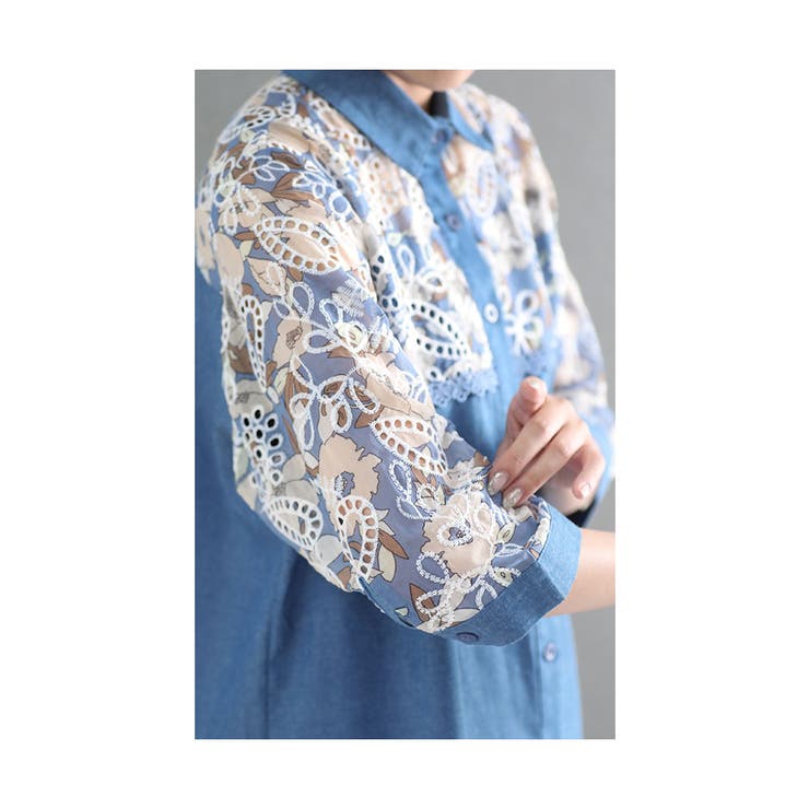 お花とレース刺繍のダンガリーシャツ【8月9日20時販売新作】