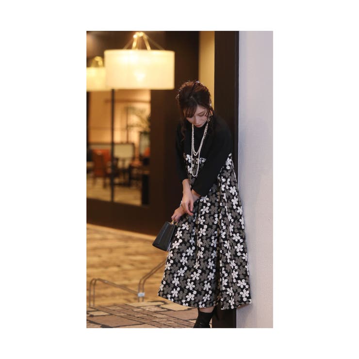 レトロな花刺繍が愛らしいハイネックワンピース レディース ファッション 品番 Slmw Sawa A La Mode サワアラモード のレディースファッション通販 Shoplist ショップリスト
