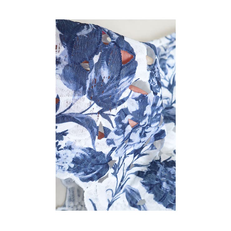 品のある青いお花模様が広がる総レースチュニック レディース ファッション[品番：SLMW0008376]｜Sawa a la mode（サワアラモード  ）のレディースファッション通販｜SHOPLIST（ショップリスト）