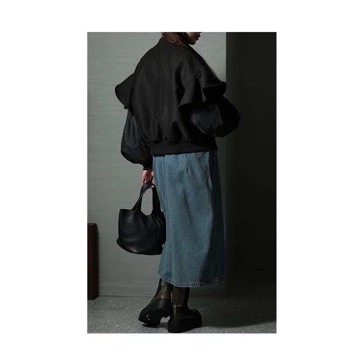ボリューム袖が印象的なモードブルゾン【1月9日20時販売新作】