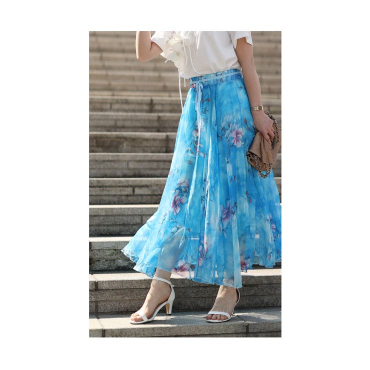 花びら浮かぶ水彩フレアロングスカート【4月5日20時販売新作】