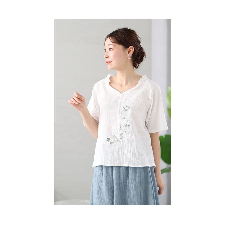 ナチュラルな草花刺繍の涼しげシャツブラウス レディース ファッション[品番：SLMW0009366]｜Sawa a la mode（サワアラモード  ）のレディースファッション通販｜SHOPLIST（ショップリスト）