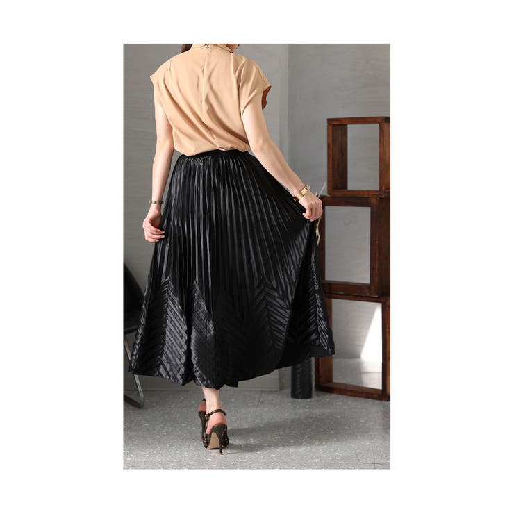 ツヤ感を纏う。切替えプリーツスカート レディース ファッション[品番  