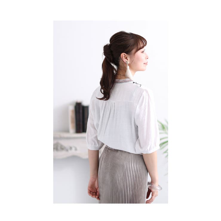 アンティークな草花刺繍のコットンシャツブラウス レディース ファッション